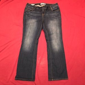Torrid stretch denim jeans 16R relaxed boot